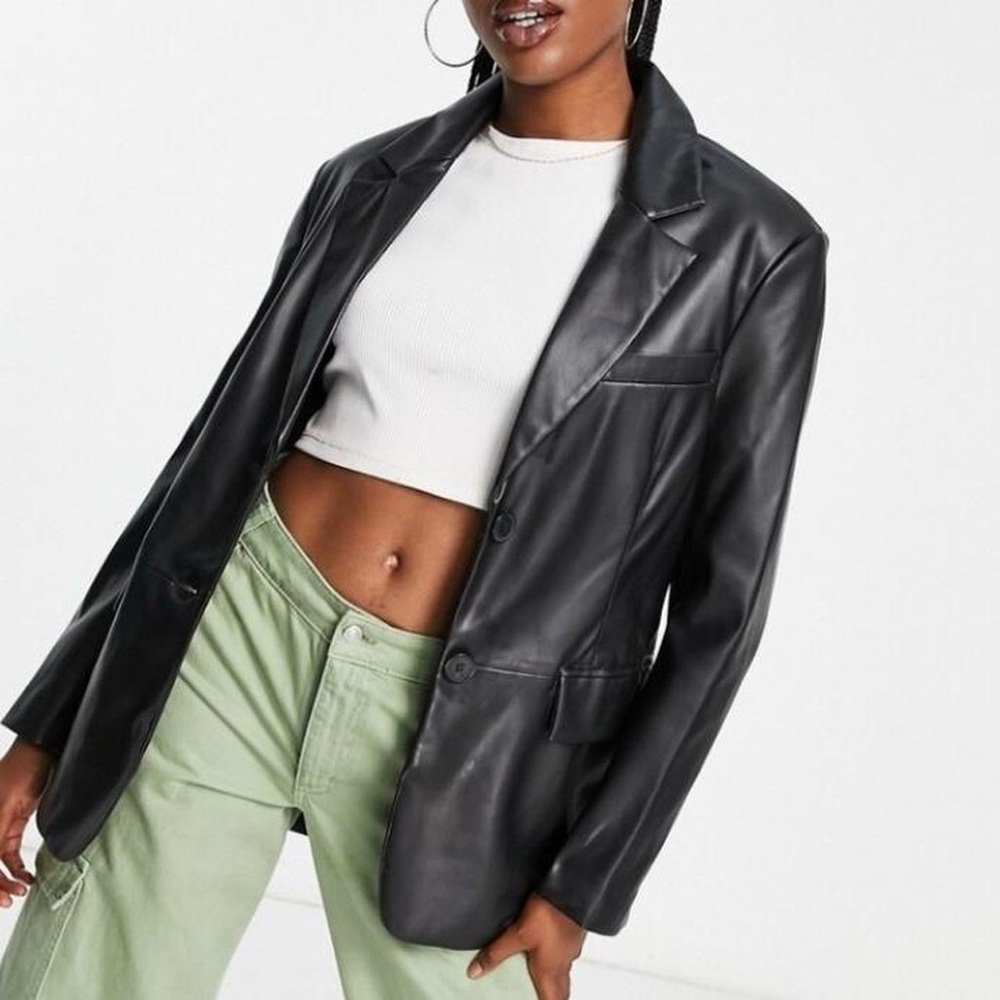 BERSHKA BLACK LEATHER JACKET